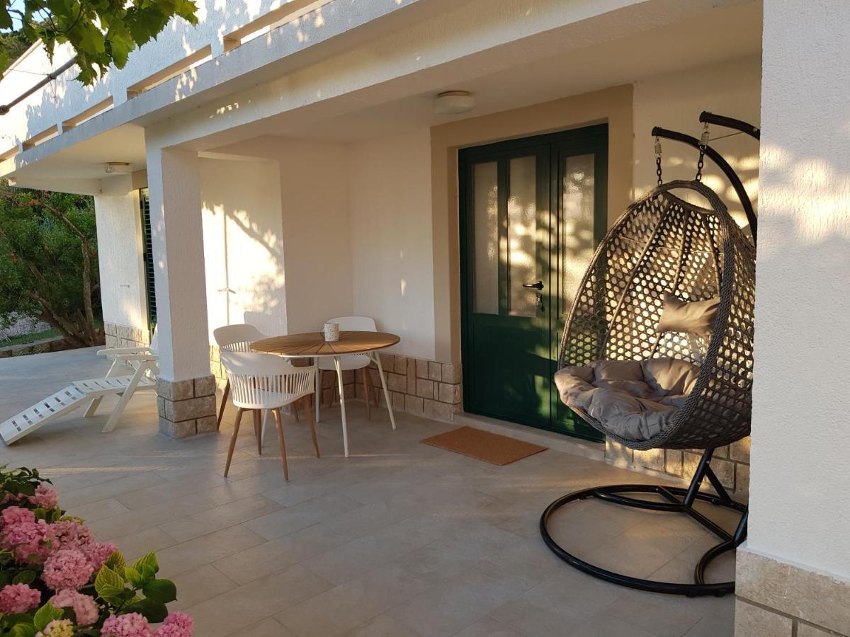 House Niva Apartment Supetarska Draga Exterior photo